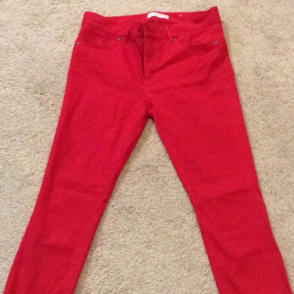 Red skinny jeans